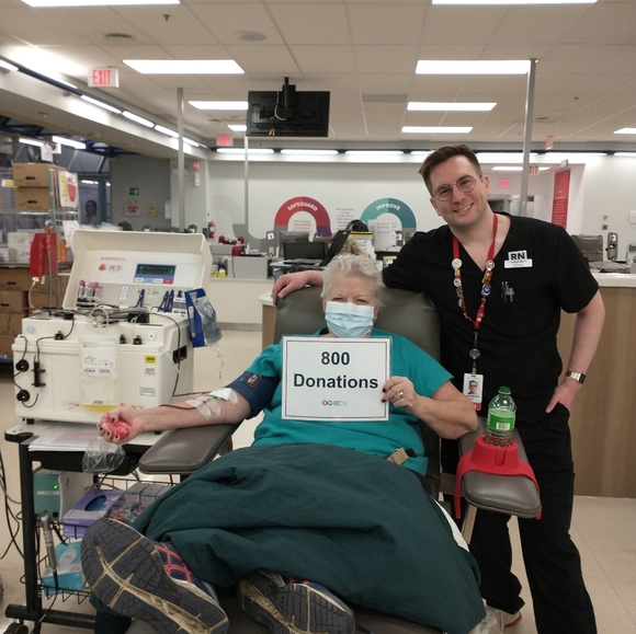 Meet your Posher, Sandy - Picture 3 of 3